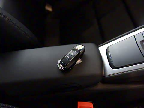 2015�� Carrera 3.4L Style Edition