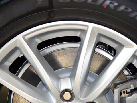 2016�� 3.0 SC V6 SE