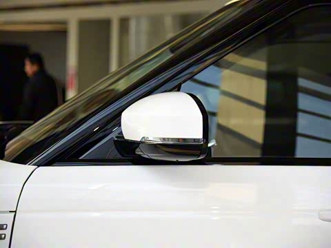 2016�� 3.0 SC V6 SE