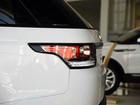 2016�� 3.0 SC V6 SE