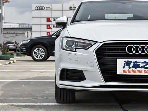 2018�� 30�������� Limousine 35 TFSI ��ȡ��