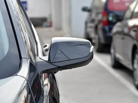 2018�� 530T �Զ���۰�