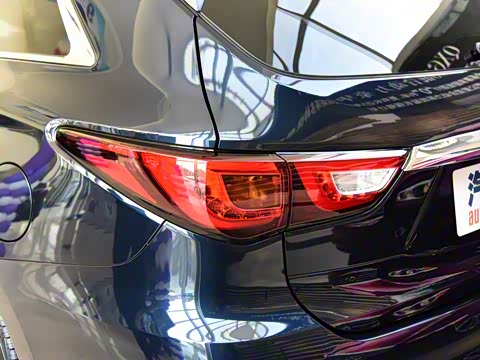 2016�� 2.5 S/C Hybrid ����׿Խ�� ��V