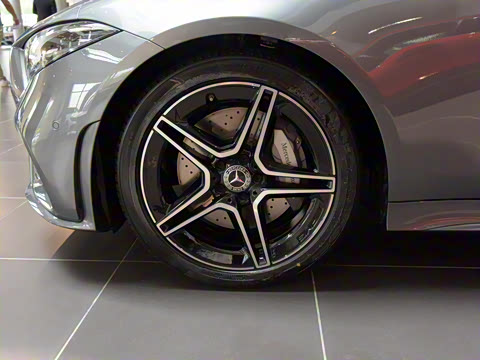 2021�� CLS 300 ������