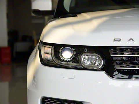 2016�� 3.0 SC V6 SE