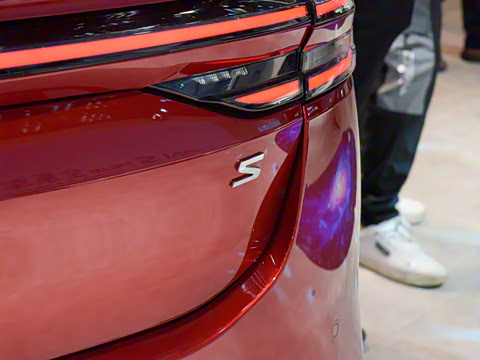 2021�� 70 �Ƽ���