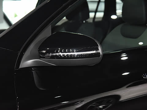 2021�� AMG GLA 35 4MATIC