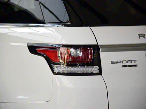 2016�� 3.0 SC V6 SE