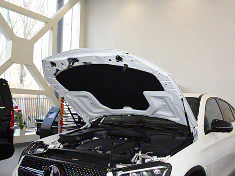 2021�� GLC 260 4MATIC ����SUV