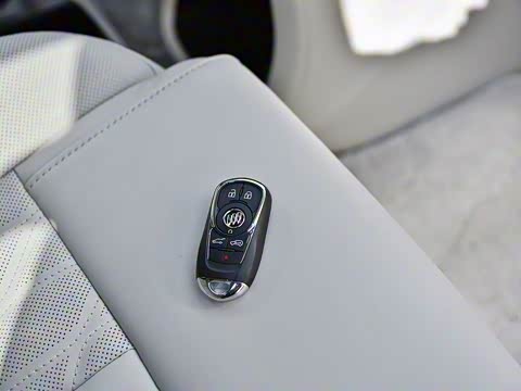 2017�� 28T Avenir��ά�� ��V