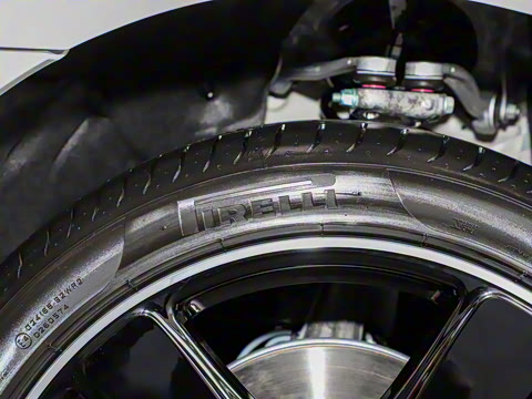 2020�� Macan 2.0T