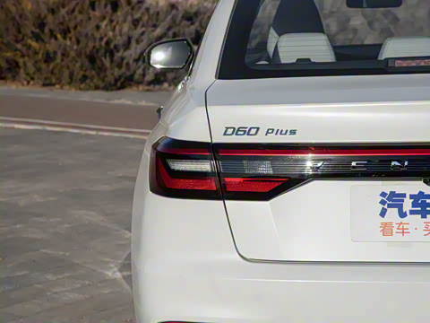 2021�� PLUS 1.6L XV CVT�����