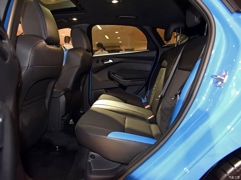 福特(进口) 福克斯(进口) 2016款 2.3t rs 运动版