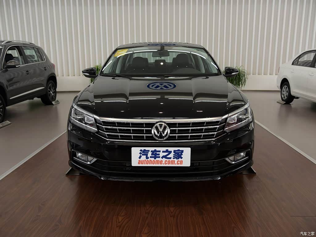 2016款 330tsi dsg尊荣版