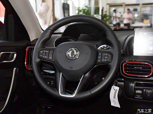 【静态感受东风风神AX4 个性突出 前卫潮_黄石