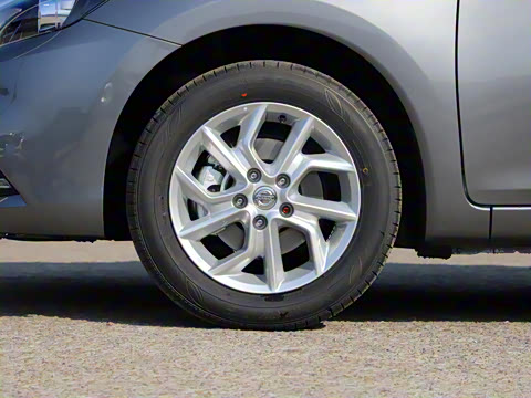 2021�� 1.6L CVT���а�