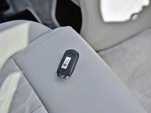 2017�� 28T Avenir��ά�� ��V