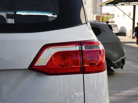 2018�� 1.5L �ֶ������� ��V