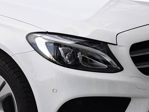 2017�� �Ŀ� C 180 ���нγ�