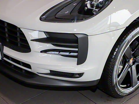 2020�� Macan 2.0T