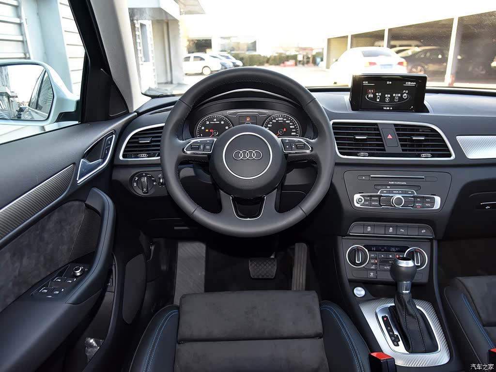 奥迪q3 2018款 30周年年型 35 tfsi 运动型 4122397图片_奥迪_汽车图