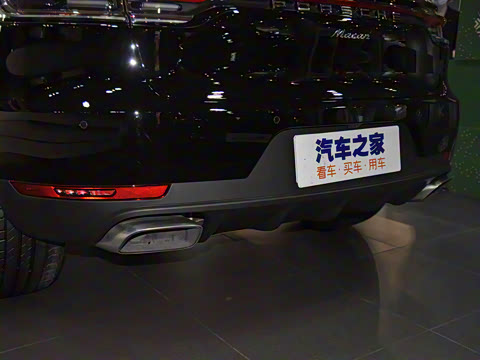 2018�� Macan 2.0T