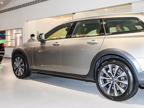 2021�� Cross Country B5 AWD ��Զ��