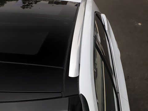 2020�� �Ŀ� 300 ����F SPORT