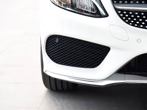 2017�� �Ŀ� C 200 ���ܰ�