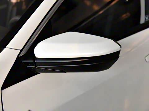 2016�� 180TURBO CVT���ʰ�