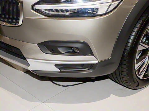 2021�� Cross Country B5 AWD ��Զ��