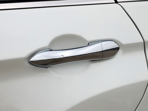 2021�� PLUS 1.6L XV CVT�����