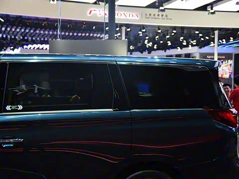 2018�� 320T �콢��