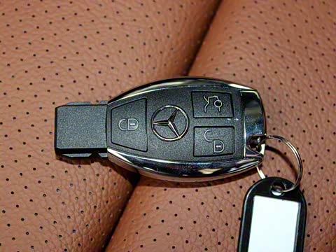 2018�� C 200 ���ܳ�