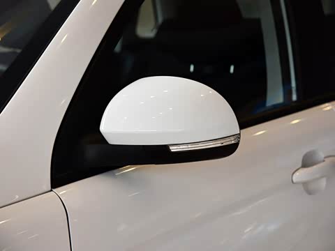 2015�� 1.5T CVT�ƹ��� ��V