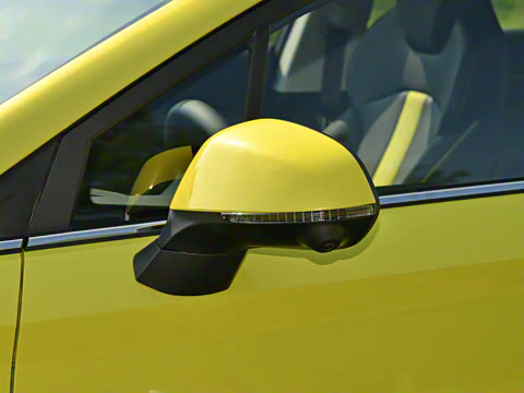 2023�� R600 ������