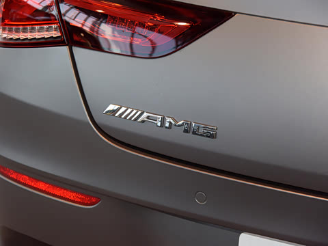 2021�� AMG CLA 35 4MATIC