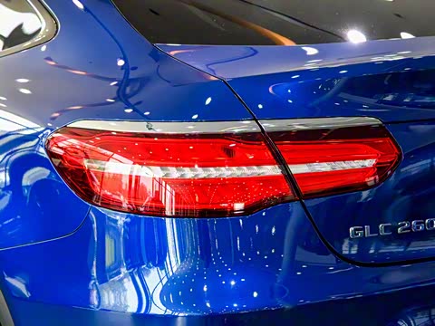 2018�� GLC 260 4MATIC ����SUV