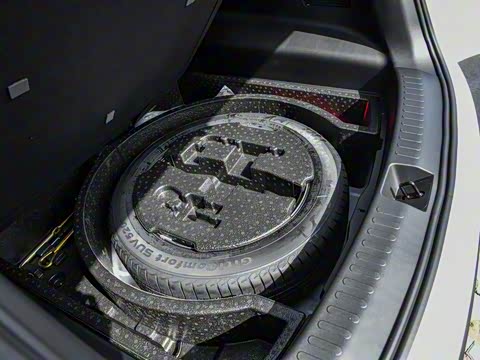 2018�� 1.5T �ֶ���Ӣ�� ��V