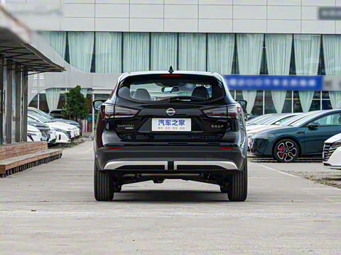 2025�� �Ŀ� ���� 2.0L CVT XV+���Ȱ�