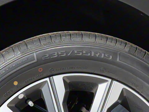 2025�� 2.0T ��������� 5��