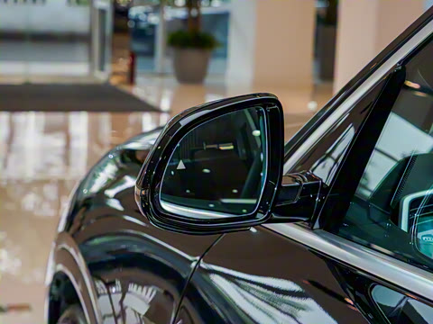 2021�� xDrive40i ������M�˶���װ