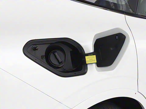 2025�� �Ŀ� Max ���̰�