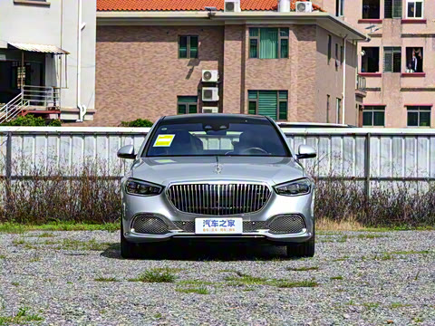 2025�� �Ŀ� S 680 4MATIC