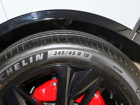 2025�� ����600�����˶���