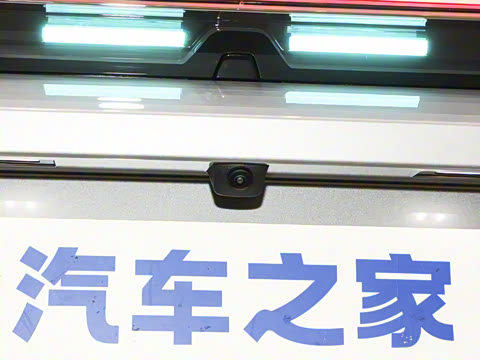 2025�� Ultra ���ܻ��°�