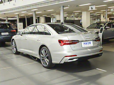 2025�� �Ŀ� 45 TFSI quattro ��ѡ������