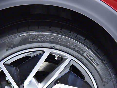 2020�� 520 U��������