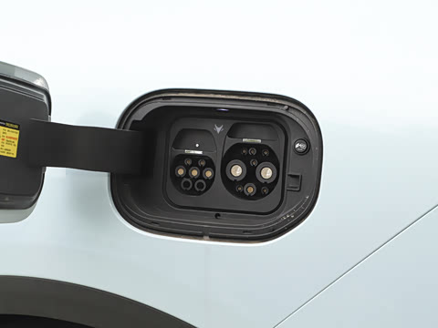 2025�� 668MAX���а� 200kW