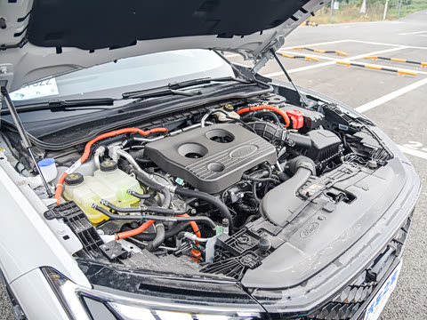 2023�� 1.5T E-�춯 ST-Line